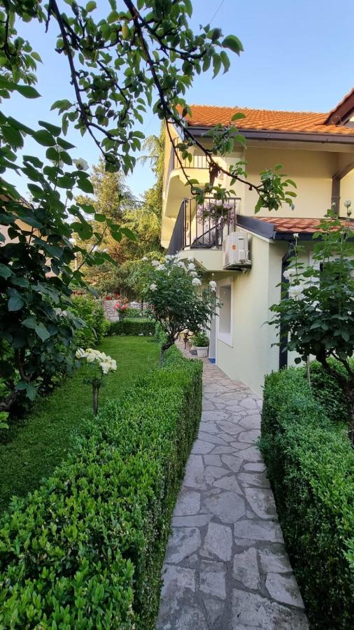 Apartman L&M Цетине Экстерьер фото